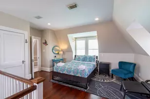 1905 Ave M 1/2, Galveston, TX 77550 - Photo 16