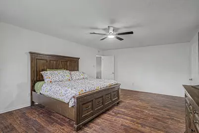 2901 Castle Court, Pearland, TX 77581 - Photo 20