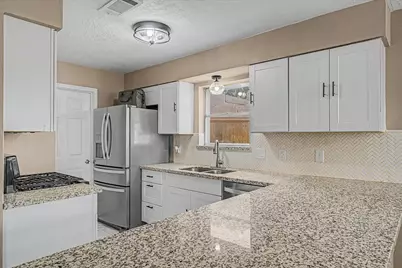 2901 Castle Court, Pearland, TX 77581 - Photo 2