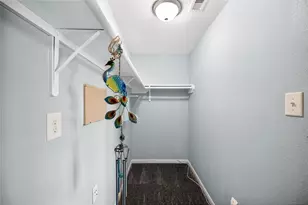 1010 Larks Trace Ln, Houston, TX 77090 - Photo 30