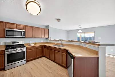 1010 Larks Trace Lane, Houston, TX 77090 - Photo 18