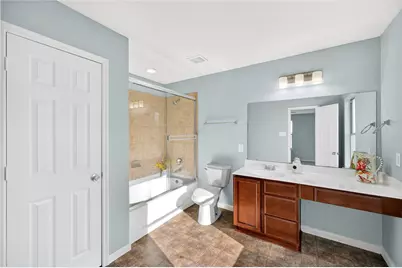 1010 Larks Trace Lane, Houston, TX 77090 - Photo 32