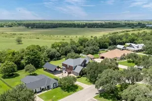 123 Northwood, Cuero, TX 77954 - Photo 4