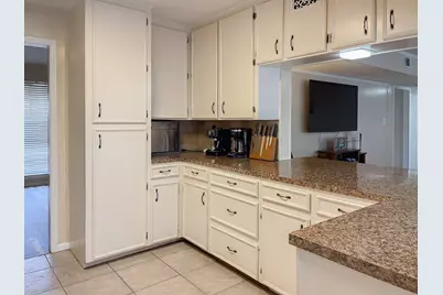 905 Center Street, El Campo, TX 77437 - Photo 8