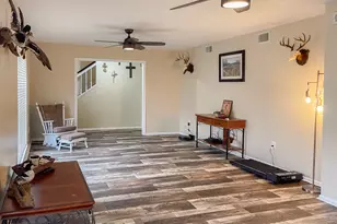 905 Center St, El Campo, TX 77437 - Photo 4