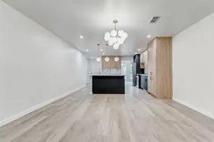 5514 Chantilly Ln, Houston, TX 77092 - Photo 6