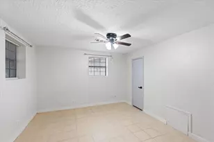 2910 San Augustine Ave, Pasadena, TX 77503 - Photo 8