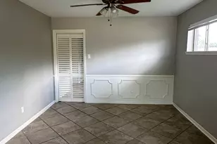 11702 Brighton Ln, Meadows Place, TX 77477 - Photo 4