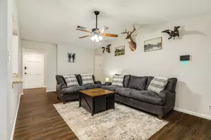 239 Lakewood Dr, Clute, TX 77531 - Photo 12