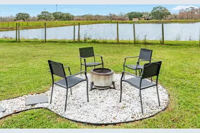 239 Lakewood Drive, Clute, TX 77531 - Photo 28