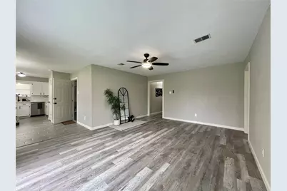 251 Schley Street, Richwood, TX 77531 - Photo 6