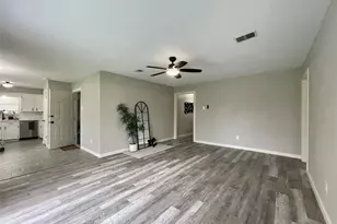 251 Schley St, Richwood, TX 77531 - Photo 6