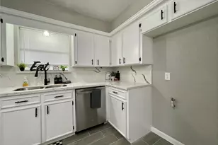 251 Schley St, Richwood, TX 77531 - Photo 16