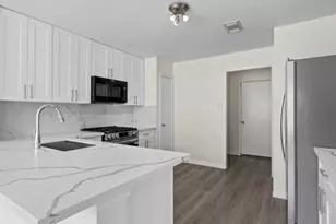 834 Oak W Dr, Houston, TX 77073 - Photo 4