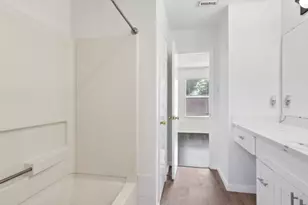 834 Oak W Dr, Houston, TX 77073 - Photo 18