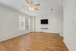 3001 Murworth Dr, Houston, TX 77025 - Photo 8