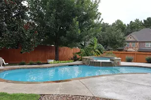 1041 Cedar Forest Dr, Conroe, TX 77384 - Photo 2