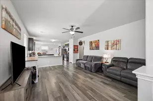 23659 Rainbow Eucalyptus Dr, Spring, TX 77373 - Photo 2