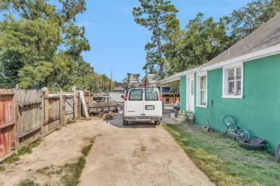 9410 Dandy Street, Houston, TX 77016 - Photo 14