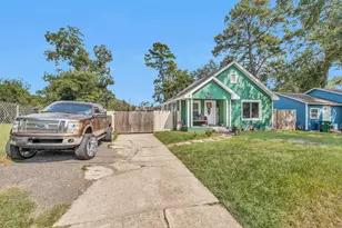 9410 Dandy St, Houston, TX 77016 - Photo 2