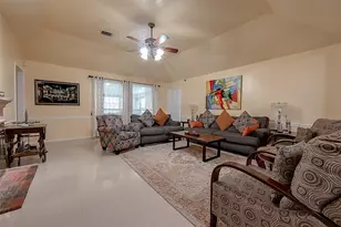 11823 Caprock Canyons Ln, Sugar Land, TX 77498 - Photo 18