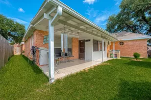 11823 Caprock Canyons Ln, Sugar Land, TX 77498 - Photo 42