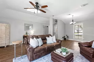 17519 Sundrop Ln, Houston, TX 77084 - Photo 4