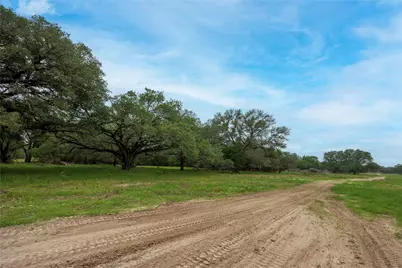 2570 Burke Road, Flatonia, TX 78941 - Photo 2