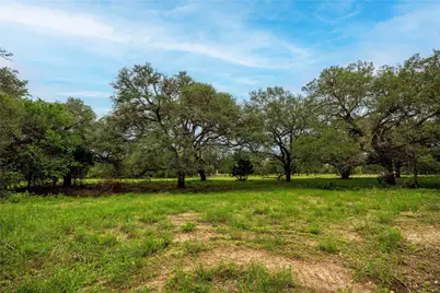 2570 Burke Road, Flatonia, TX 78941 - Photo 4