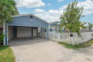 6317 Heards Ln, Galveston, TX 77551 - Photo 4
