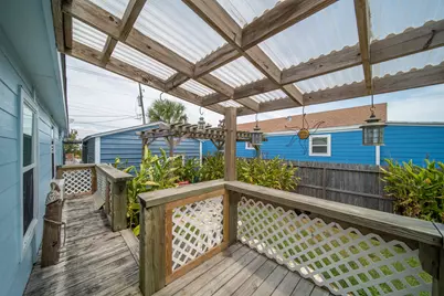 6317 P 1/2, Galveston, TX 77551 - Photo 6