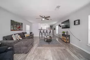 6317 P 1/2, Galveston, TX 77551 - Photo 12