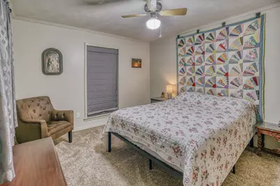 104 Machemehl Drive, Bellville, TX 77418 - Photo 20