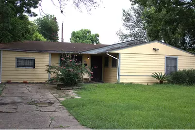 5417 Flamingo Drive, Houston, TX 77033 - Photo 1