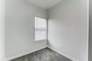 410 N 4th St, Beasley, TX 77417 - Photo 40