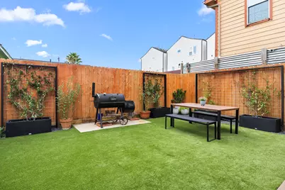 5907 Kiam Street #B, Houston, TX 77007 - Photo 2
