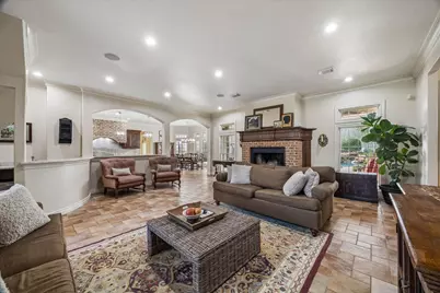 1002 Cowards Creek Court, Friendswood, TX 77546 - Photo 22