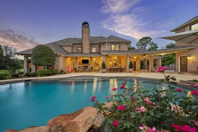 1002 Cowards Creek Court, Friendswood, TX 77546 - Photo 8