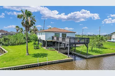 1571 Blue Water Drive, Freeport, TX 77541 - Photo 2