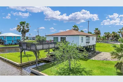 1571 Blue Water Drive, Freeport, TX 77541 - Photo 4