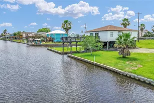 1571 Blue Water Dr, Freeport, TX 77541 - Photo 40