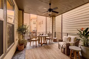 2717 Mason St, Houston, TX 77006 - Photo 10