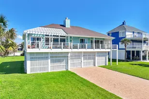 18418 E De Vaca Ln, Galveston, TX 77554 - Photo 2