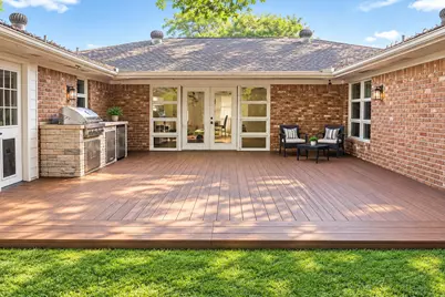 8426 Braes Boulevard, Houston, TX 77025 - Photo 18