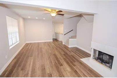 16800 Sugar Pine Drive #D25, Houston, TX 77090 - Photo 8