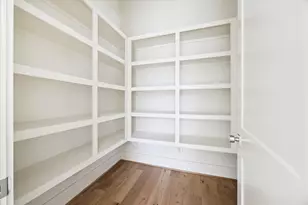 5309 Lambeth Riverside Dr, Houston, TX 77091 - Photo 8