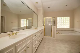 6855 Staffordshire, Houston, TX 77030 - Photo 16