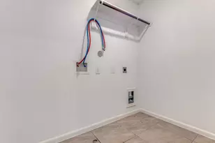 214 Fulton Station Dr, Houston, TX 77009 - Photo 14