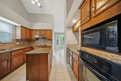 2402 Brookdale Drive, Houston, TX 77339 - Photo 10