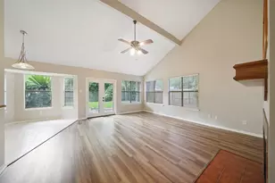 2402 Brookdale Dr, Houston, TX 77339 - Photo 12